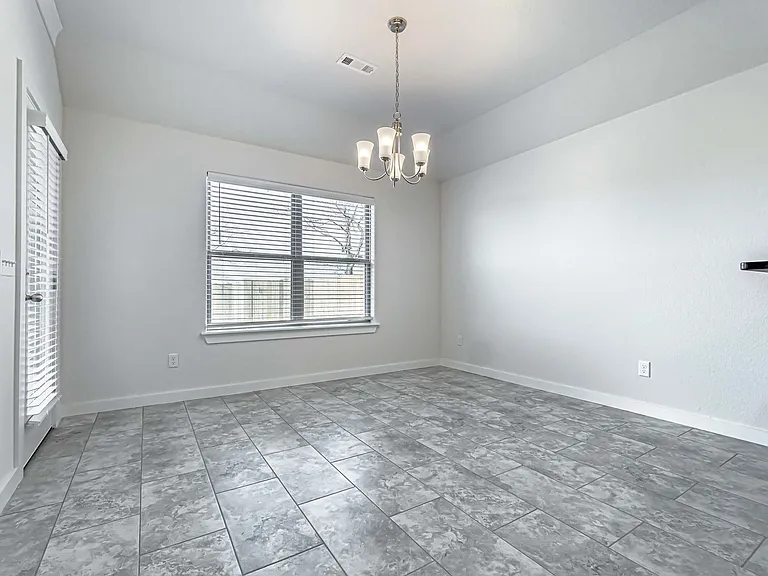 219 S Geranium Ln — Photo 6