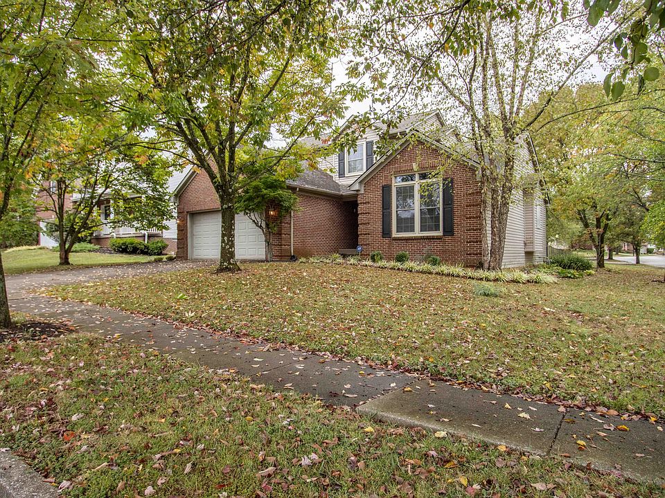 1st image of 541 Forest Hill Dr
