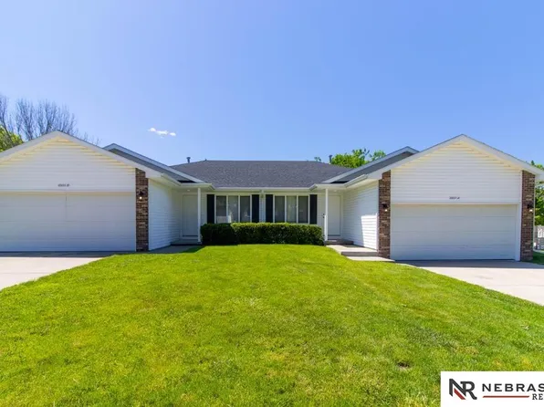 2201 Philadelphia Dr, Lincoln, NE 68521