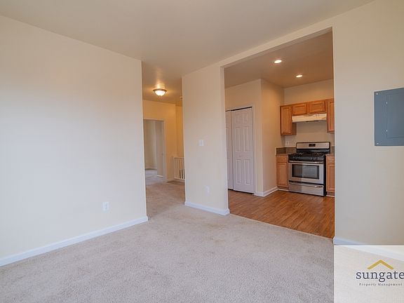 4th image of 2435 W Lafayette Ave APT 2