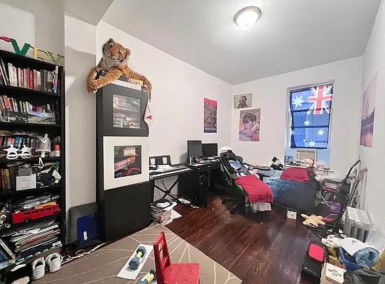 Rented by Keller Williams NYC | media 7