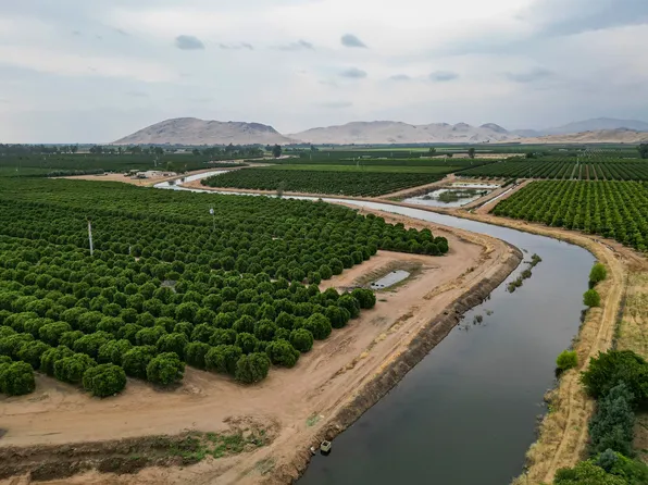 23499 E Lincoln Avenue, Reedley, CA 93654