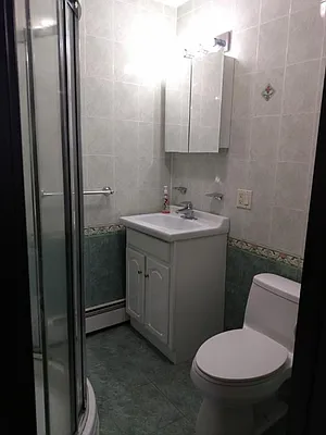 Sold by Dreamlife Realty New York | media 36