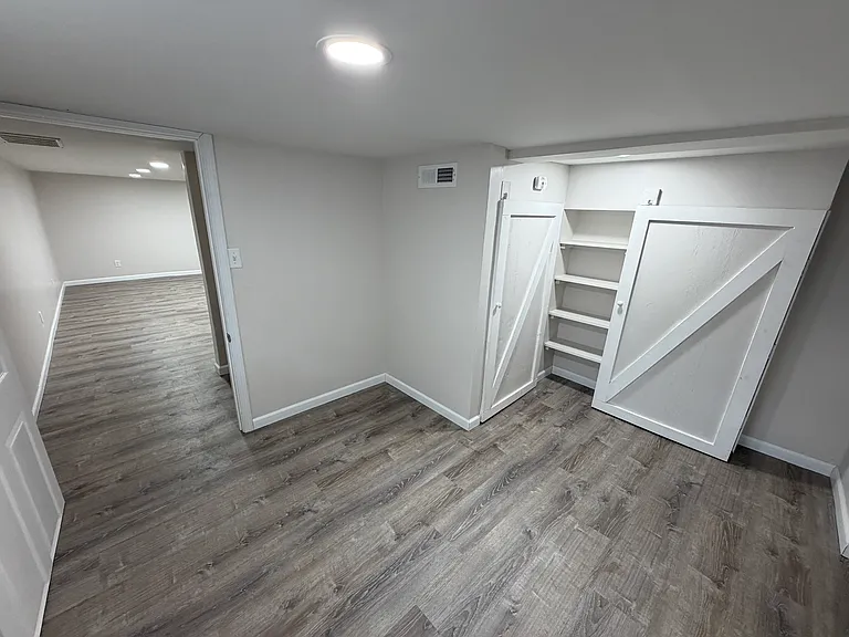 11673 Huntington Rd — Photo 21