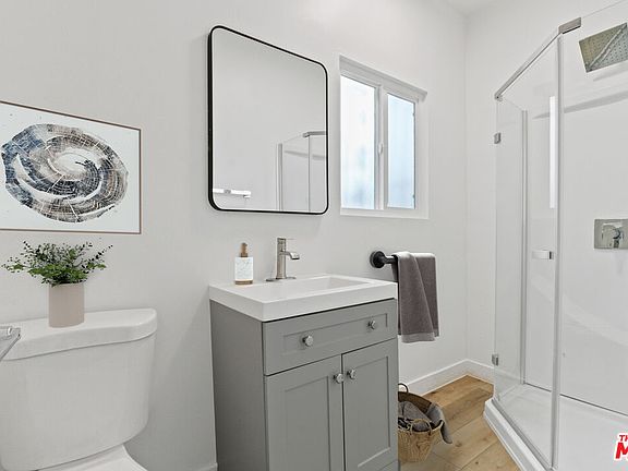 5th image of 4203 Council St
