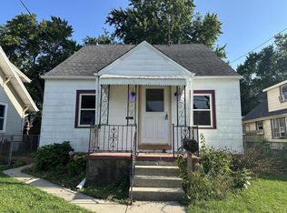 321 Harrison Ave, Waukesha, WI 53186