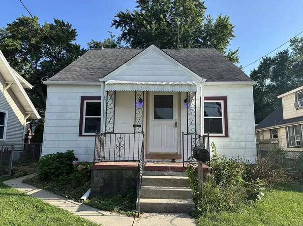 321 Harrison AVENUE, Waukesha, WI 53186