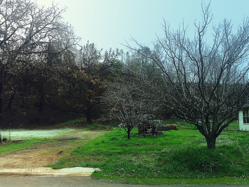 2nd image of 21210 Santa Clara Rd