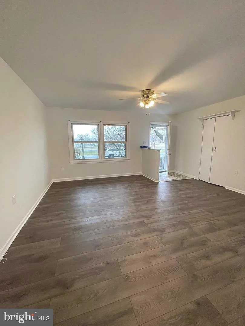 4 bed, 1464 sqft, $3,600 — Photo 2