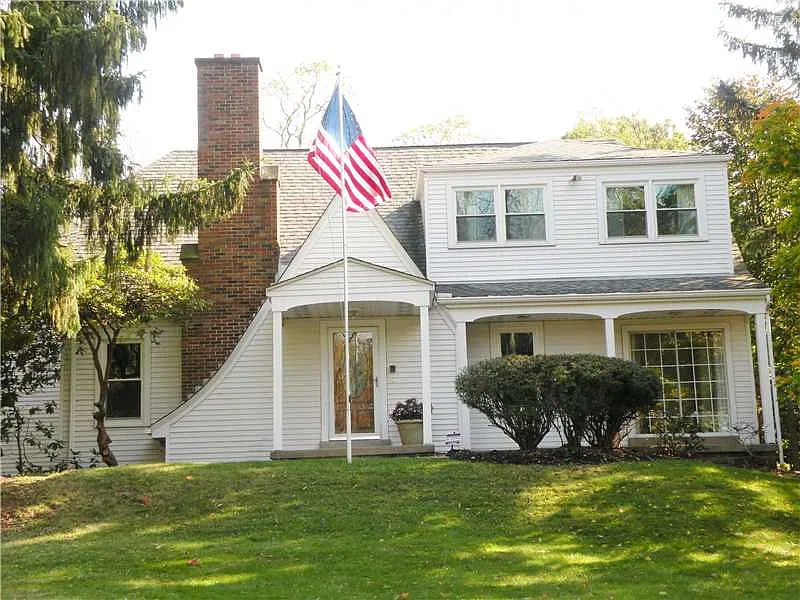 5435 Library Rd photo 1