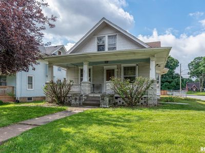1035 W Locust St, Davenport, IA, 52804