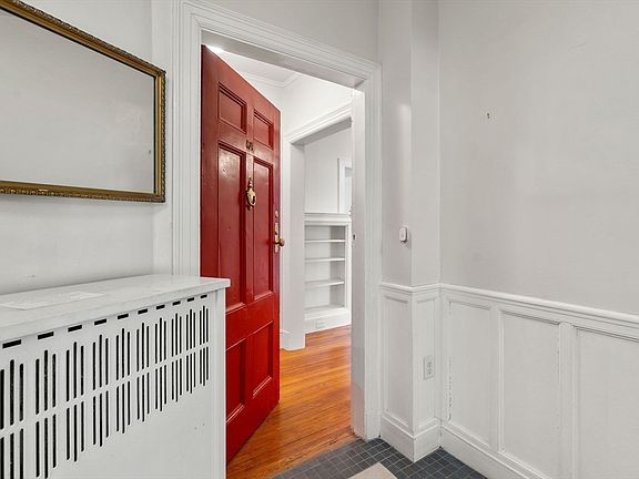 2nd image of 986 Memorial Dr #104