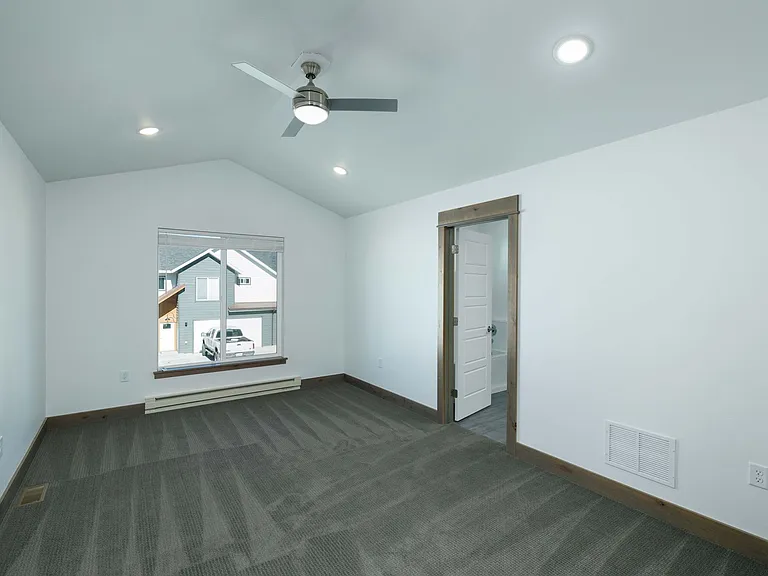 56 Bourbon Ln — Photo 8