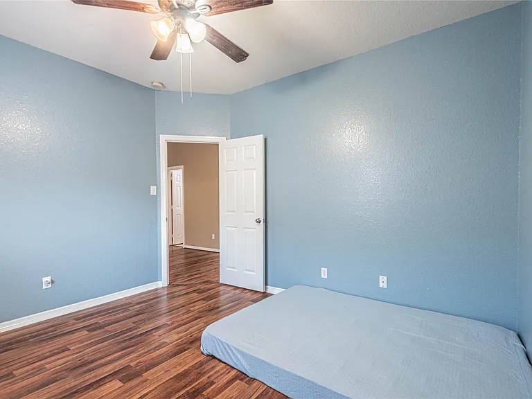307 Autumn Creek Ln — Photo 28