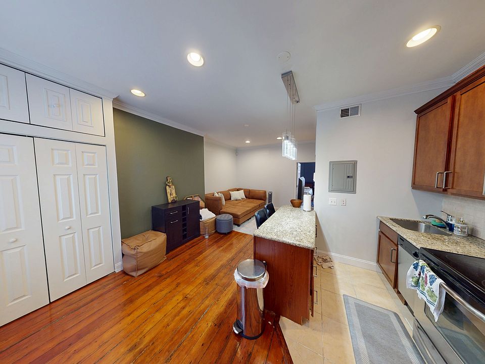 1st image of 337 S 12th St #3