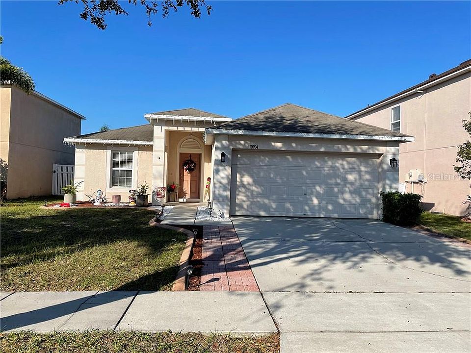 1st image of 10904 Banyan Wood Way
