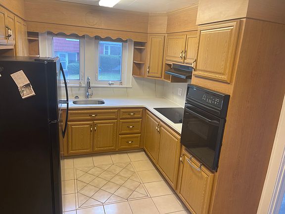 2nd image of 235 Demarest Ave #B