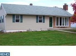 15 Croyden Rd, Newark, DE 19702