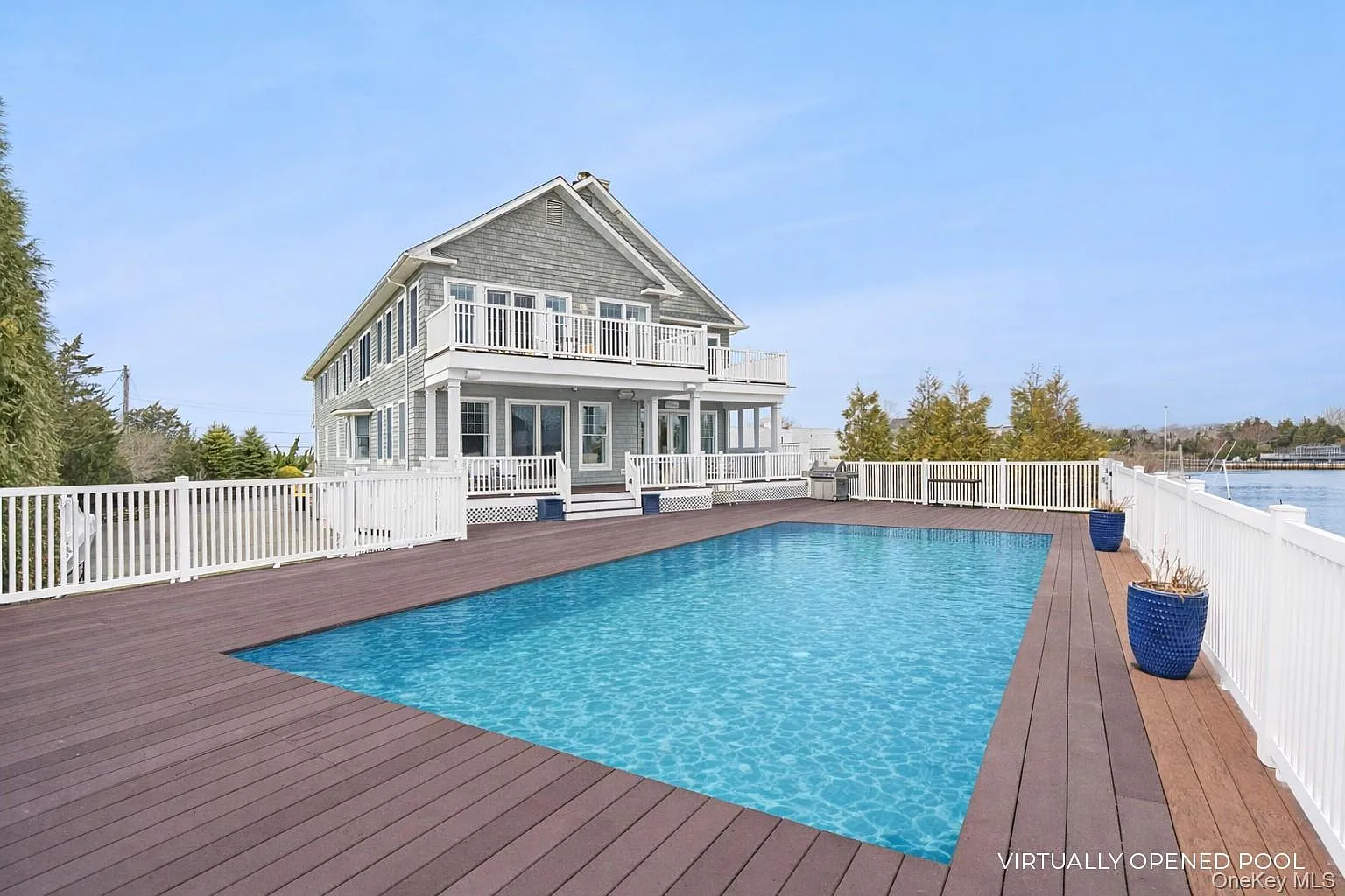 8 bed, 6.5 bath, 6530 sqft, $75,000 — Photo 1