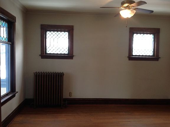 5th image of 408 S 2nd Ave