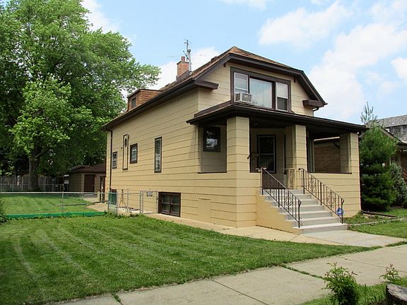 2nd image of 5638 W Leland Ave