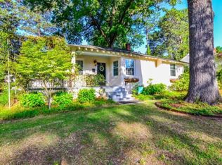 306 Pinecrest Dr, Fayetteville, NC 28303