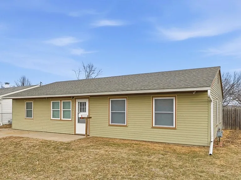 3109 Surfwood Dr — Photo 4