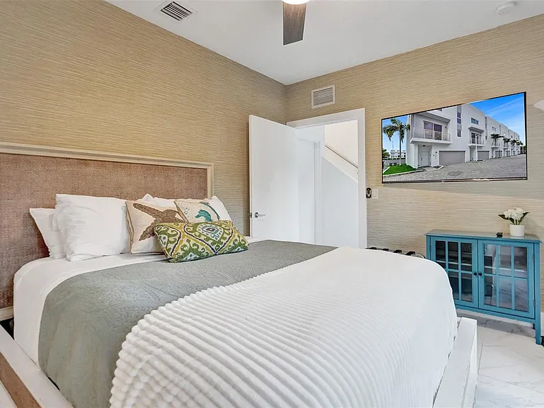 1371 N Ocean Blvd — Photo 11