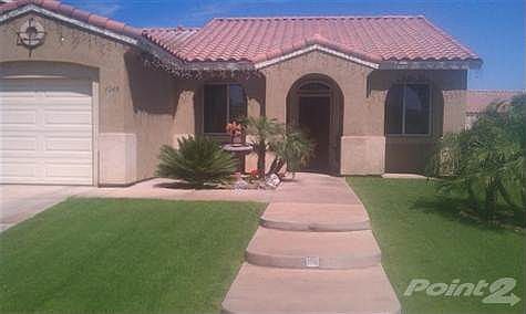 Nice nice four bedroom, two full bathrooms, one story home at McMillin Street. Call today for detail