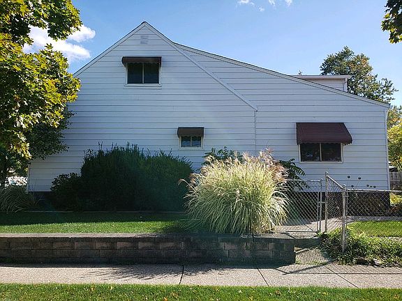 5th image of 15791 Remora Blvd