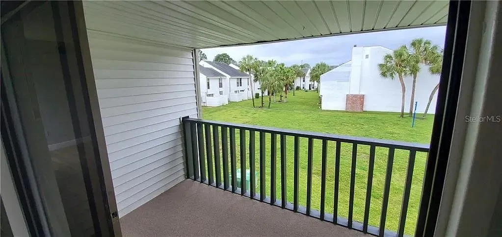 Utilities Included - 2BR 2BA Tarpon Springs Condo - Convenience & Carefree Living Awaits — Photo 2
