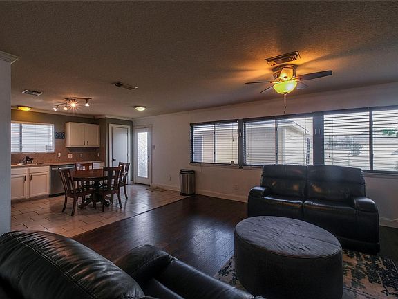 4th image of 614 Pinto Springs Ln