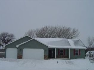 W6456 Sawtooth Ct, Menasha, WI 54952