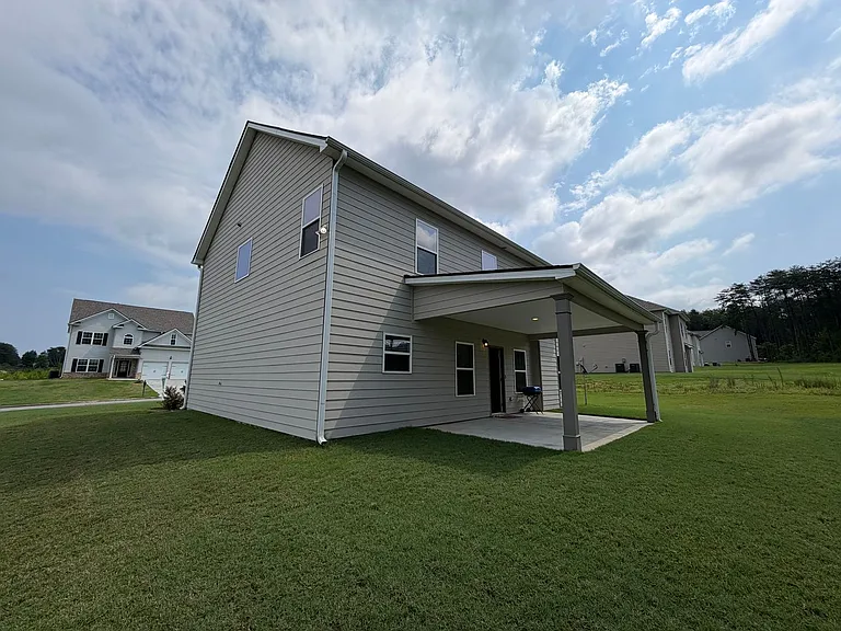 61 N Village Cir — Photo 38