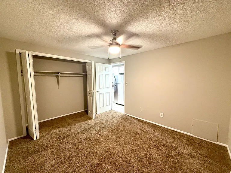 1303 Columbine St #105 — Photo 13
