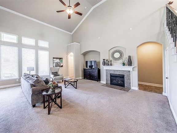 3rd image of 3530 Walker Falls Ln