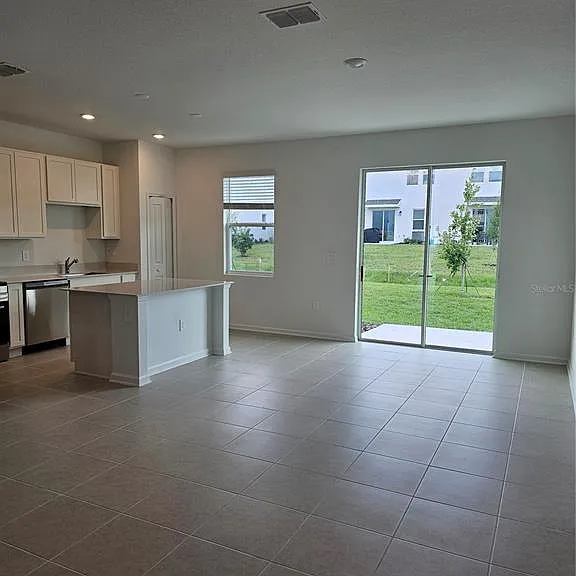 6045 Zen Way #6045 — Photo 11