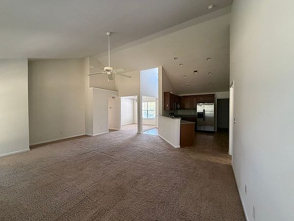 5th image of 246 Vesta Dr