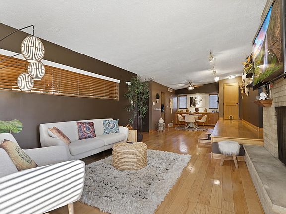 5th image of 8119 Forest Ave