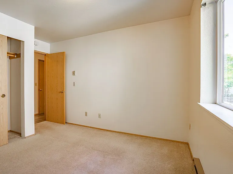 6408 NW — Photo 8
