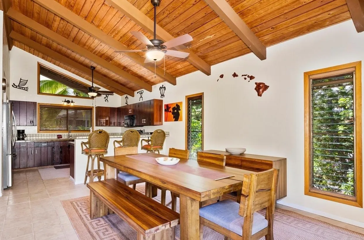 3 bed, 2.5 bath, 1772 sqft, $5,000 — Photo 3
