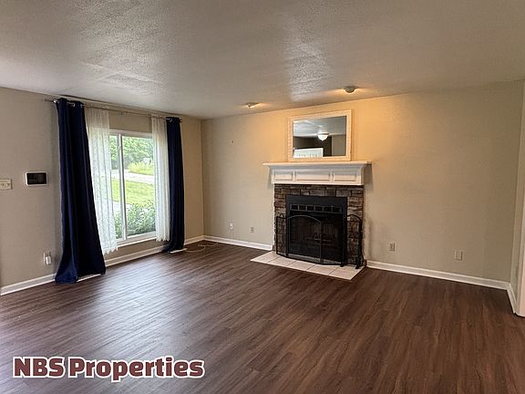 5th image of 7404 Foxglove Ln