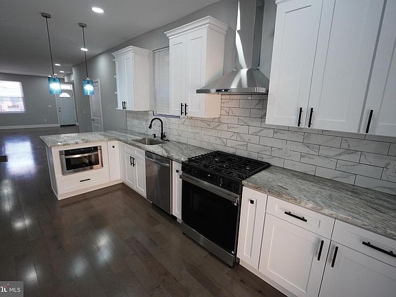 5th image of 226 N Paxon St