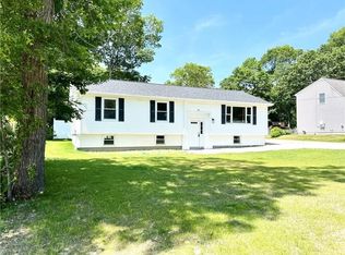 137 Crandall Rd, Tiverton, RI 02878