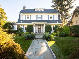 31 Overhill Rd, Scarsdale, NY 10583