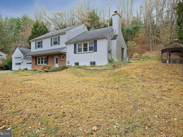 1223 Hall Rd, West Chester, PA 19380
