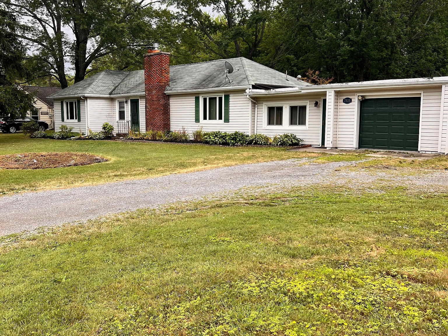 7525 Ellicott Rd — Photo 1