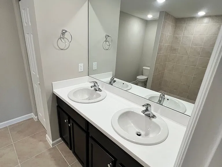 5951 NW Baynard Dr — Photo 24
