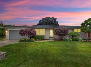 19292 Candlelight St, Roseville, MI 48066