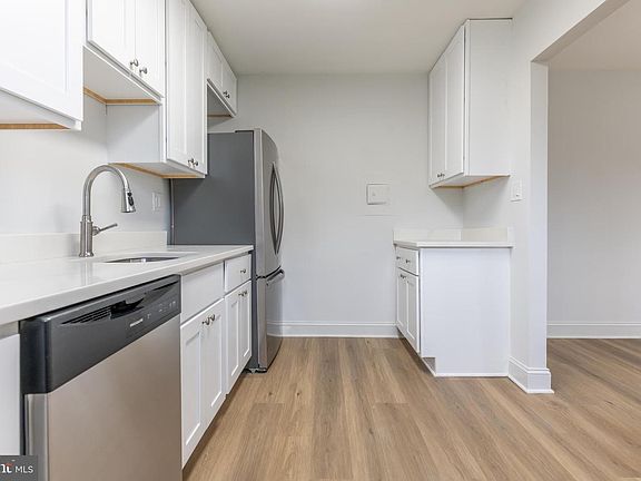 5th image of 614 Sligo Ave APT T1